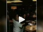 video-viral-bupati-manokwari-ngamuk-dan-pukul-personel-band-di-sky-lounge-swiss-belhotel-makassar.jpg<pf>0712019-hoel.jpg