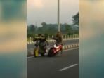 viral-sekelompok-remaja-balap-liar-di-jalanan-umum-hingga-berakhir-nahas.jpg