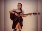 vokalis-band-mr-jw-mariana-1.jpg