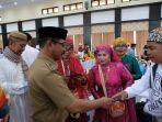 wakil-bupati-gowa-abd-rauf-malaganni-menyambut.jpg