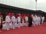 wali-kota-makassar-danny-pomanto-saat-melantik-15-camat-baru.jpg