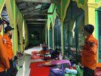 warga-terdampak-banjir-di-Kecamatan-Manggala-Kamis-12122024.jpg