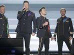 westlife-ketika-beraksi-dalam-konser-reuni-the-twenty-tour-live-in-indonesia.jpg