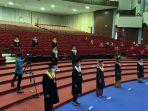 wisuda-unhas-periode-i-tahap-2-ta-20212022-di-baruga-ap-pettarani-rabu-192021.jpg
