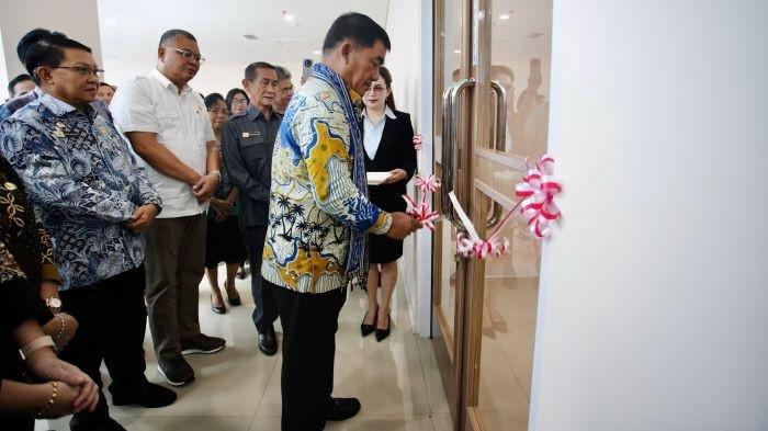 Gubernur Sulut YSK Resmikan Klinik Eksekutif Rumah Sakit Mata Pemprov Sulawesi Utara