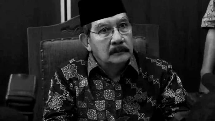 TOKOH - Sosok Antasari Azhar. Mantan Ketua KPK era Pemerintahan Presiden SBY yang meninggal dunia pada Sabtu 8 November 2025. Potret kolase Antasari Azhar semasa hidup.