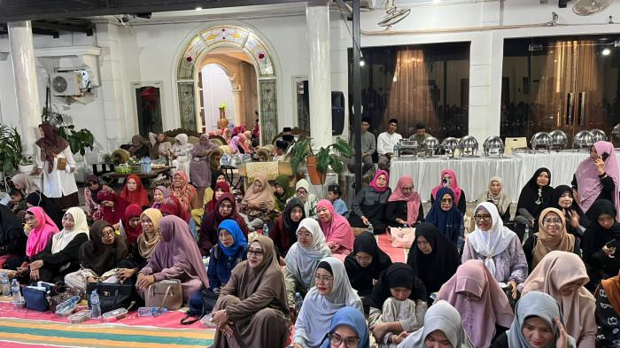 Buka puasa bersama di Kediaman Anggota DPRD Sulut, Letkol Inf (Purn) TNI H. Ruslan Abdul Gani,