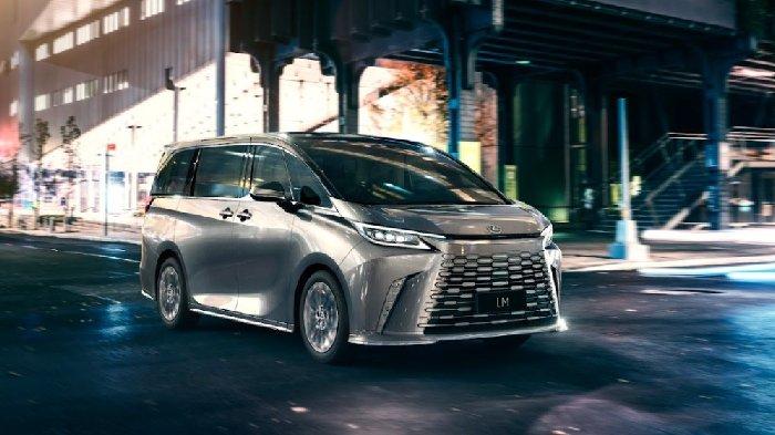 Pertegas Realisasi Visi Elektrifikasi, Lexus Tampilkan The All New Lexus LM di GIIAS 2023