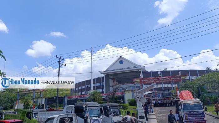 Solar Subsidi Sulit Gerakkan Aliansi Sopir Dump Truck Demo di DPRD Sulawesi Utara
