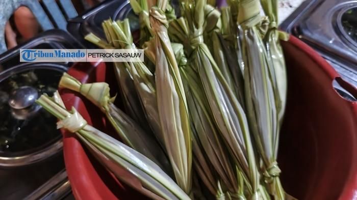 Foto Kue Dodol dalam perayaan Hari Pengucapan di Desa Kawatak Minahasa