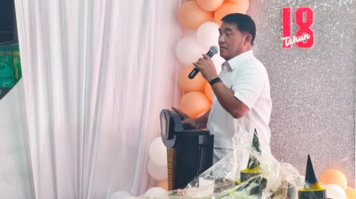 BMR - YSK saat perayaan HUT Gerindra yang digelar di Kantor DPD Gerindra Sulut, Jalan Sario, Manado, Sulawesi Utara, Jumat (6/2/2026). Gubernur Sulawesi Utara Yulius Selvanus Komaling (YSK) terus menunjukkan komitmennya dalam memperjuangkan pembangunan kawasan Bolaang Mongondow Raya