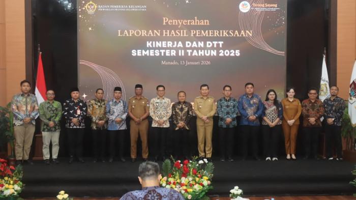 HADIR - Wakil Wali Kota Tomohon, Sendy G. A. Rumajar,O-