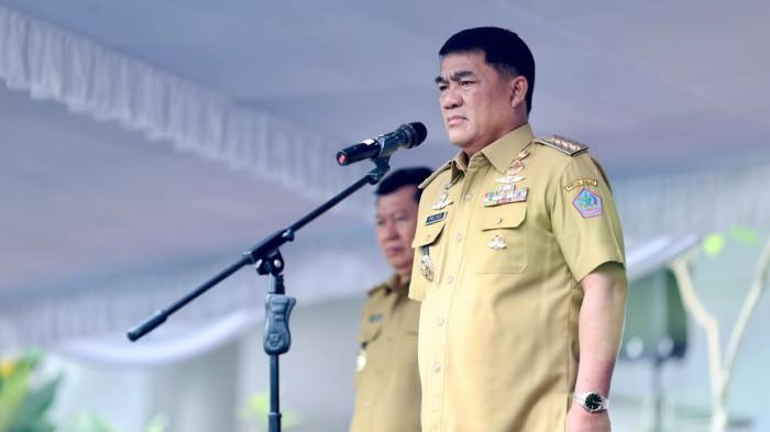 IMBAU - Gubernur Sulawesi Utara Yulius Selvanus Komaling (YSK), mengimbau seluruh masyarakat di Sulawesi Utara untuk meningkatkan kewaspadaan menghadapi potensi cuaca ekstrem yang diperkirakan terjadi pada 19 hingga 21 Mei 2026.