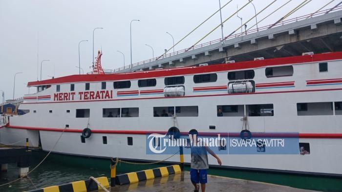 JADWAL KAPAL - KM Merit Teratai saat berlabuh di Pelabuhan Manado didokumentasikan beberapa waktu lalu. Berikut jadwal kapal hari ini Rabu 18 Februari 2026.