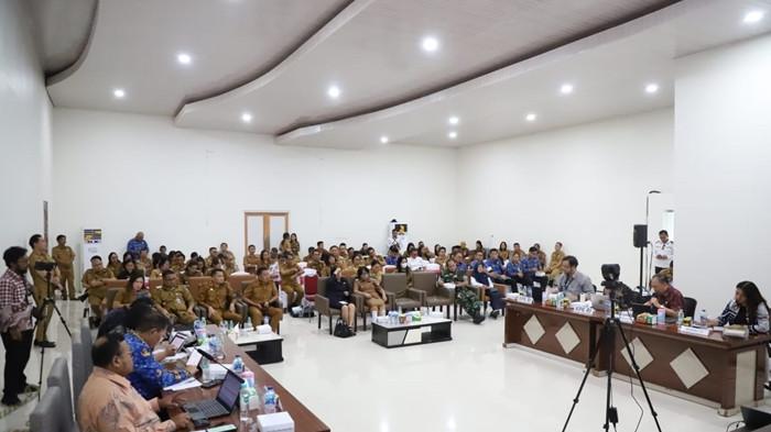 MITRA - Kabupaten Minahasa Tenggara (Mitra) ditetapkan sebagai salah satu dari tiga daerah di Indonesia yang menjadi calon Percontohan Kabupaten/Kota Antikorupsi Tahun 2025 oleh Komisi Pemberantasan Korupsi (KPK) RI.