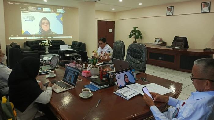 Kepala Dinas Dukcapil KB Sulut, Cristodharma Sondakh jadi narsum