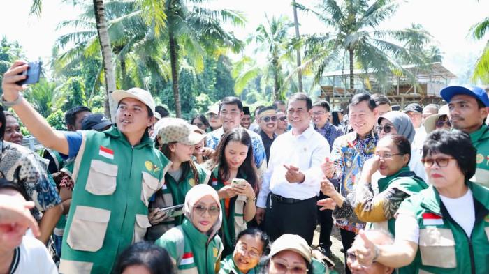 LIMA BESAR - Berdasarkan data Indeks Kebahagiaan Badan Pusat Statistik (BPS) yang masih menjadi rujukan hingga tahun 2026, Provinsi Sulawesi Utara berhasil masuk lima besar provinsi paling bahagia di Indonesia dengan skor 74,96.