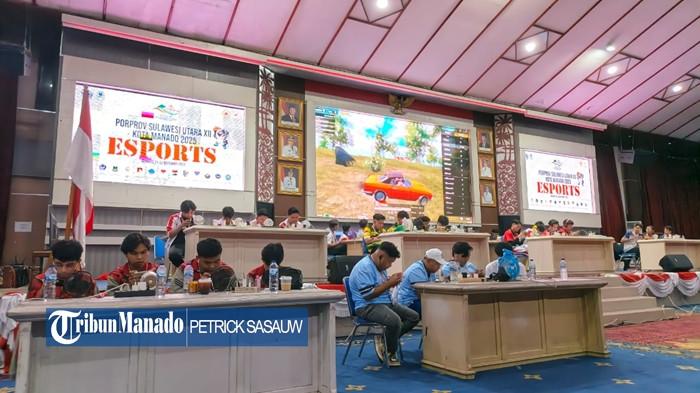 E-SPORT PORPROV SULUT - Laga final Cabor E-Sport PUBG Mobile ajang Porprov Sulut 2025 yang digelar di Hall Pertina di Kelurahan Sario, Kecamatan Sario, Kota Manado, Provinsi Sulut, Minggu (23/11/2025). Tim Manado keluar sebagai jawara dan menyabet medali emas.