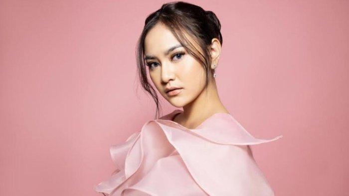 Lirik Lagu Mencintaimu - Mahalini - 'Hanya Satu yang Tak Mungkin Kembali'