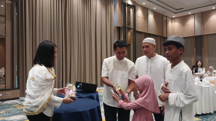 Luwansa Hotel and Convention Center Manado menggelar buka puasa bersama dengan