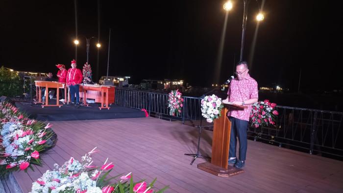MANADO BAY - Alam, musik dan makanan. Tiga hal ini membuat.kier4rvder