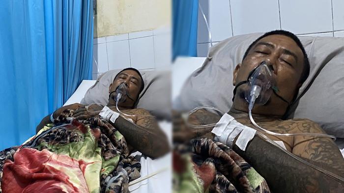 PERAWATAN - Mat Ular Alami 6 Tusukan Akibat Penikaman, Dirawat Intensif Pakai Oksigen hingga Selang di Rusuk
