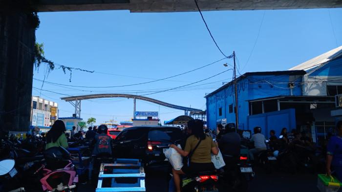 PELABUHAN MANADO - Suasana Pelabuhan Manado, Sulawesi Utara. Berikut jadwal kapal akhir pekan ini.