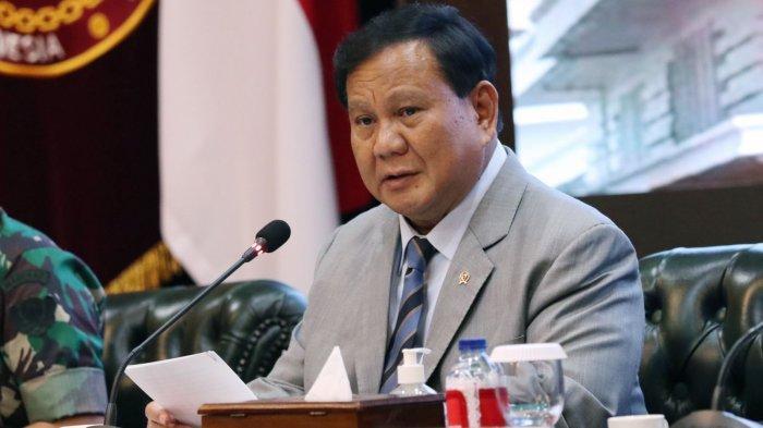 PRESIDEN - Potret Prabowo Subianto saat menjabat Menteri Pertahanan ketika membuka Entry Meeting Pemeriksaan BPK RI atas Laporan Keuangan (LK) Kemhan RI Tahun 2021 di Kemhan, Jakarta pada Kamis (17/2/2022).