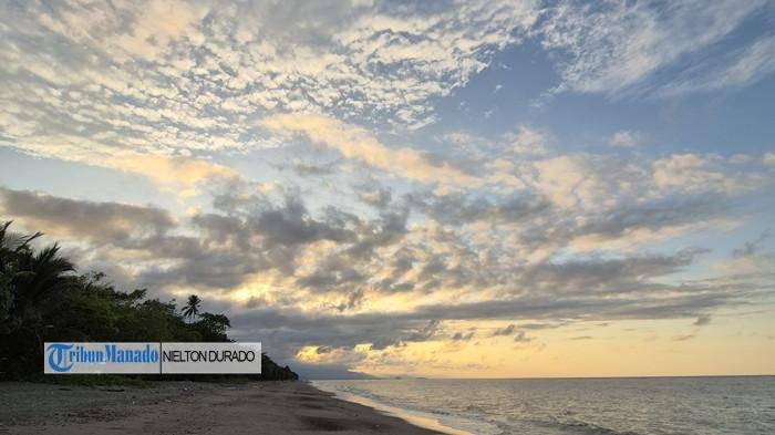 WISATA PANTAI BOLMONG - Pesona Pantai Bungin Desa Motabang, Kecamatan Lolak, Kabupaten Bolmong, Sulut. Surga tersembunyi dengan senja menawan. Pengunjung dimanjakan dengan pemandangan sunset.
