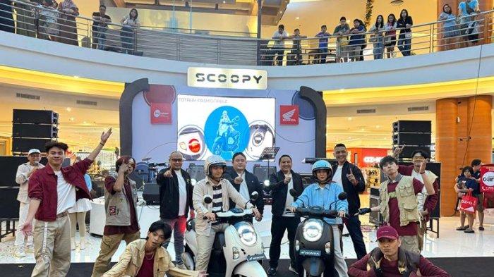 Launching New Honda Scoopy di Manado Sulawesi Utara Dimeriahkan Willy Sopacua dan Squpy Game