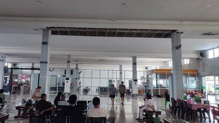 Pengunjung Keluhkan Fasilitas di Pelabuhan Manado Sulut, Jalan Berlubang hingga Plafon Rusak