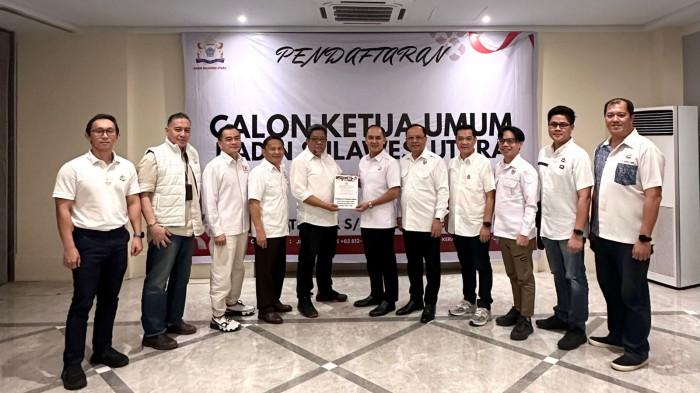 KADIN SULUT - Pengusaha Jemmy Asiku mendaftarkan diri sebagai jadi Calon Ketua KADIN Sulawesi Utara.
