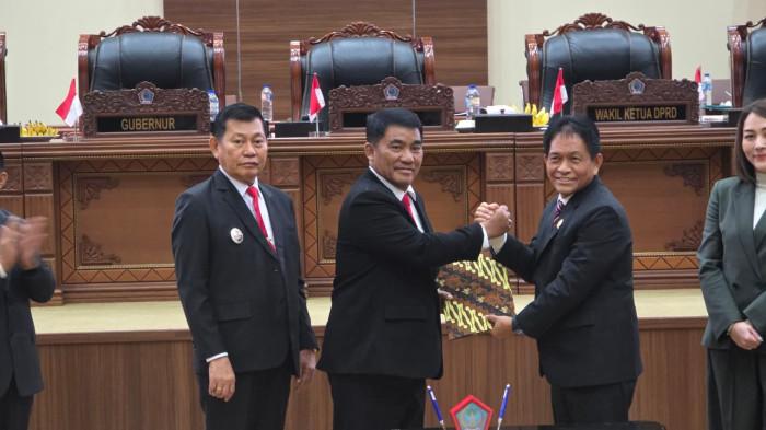 LKPJ - DPRD Provinsi Sulawesi Utara menggelar Rapat Paripurna dalam rangka penyampaian rekomendasi DPRD atas Laporan Keterangan Pertanggungjawaban (LKPJ) Gubernur Sulut Tahun 2025, sekaligus penyampaian laporan kinerja alat kelengkapan DPRD dan laporan pelaksanaan reses masa persidangan kedua tahun 2026.