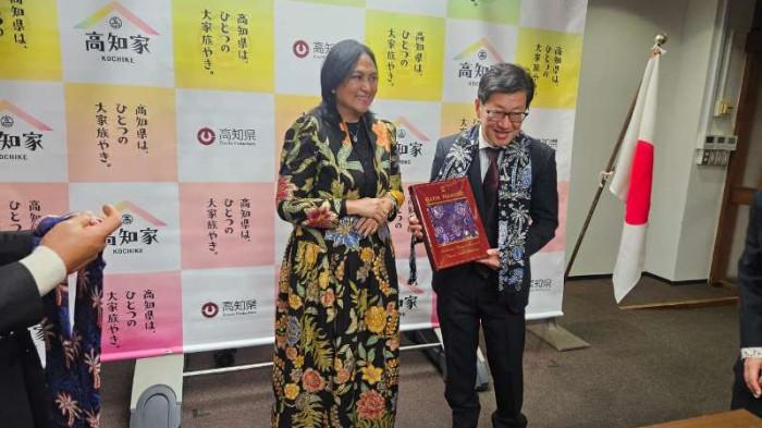 SINERGI - Pemerintah Prefecture Kochi secara resmi menerima kunjungan.u7879