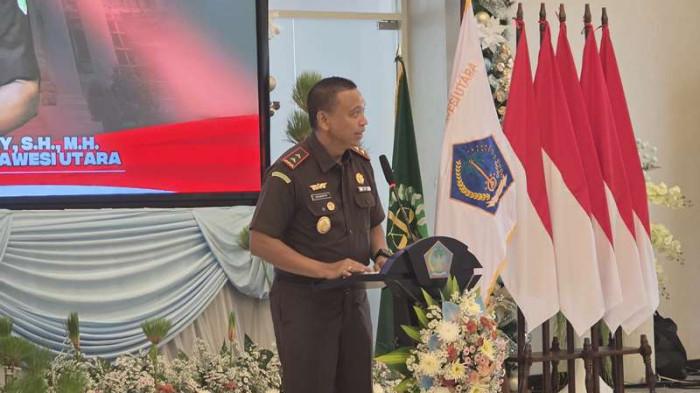 KERJA SAMA - Pemerintah Provinsi Sulut bersama Kejaksaan Tinggi Sulut menandatangani Memorandum of Understanding (MoU) serta Perjanjian Kerja Sama mengenai penerapan pidana kerja sosial bagi pelaku tindak pidana ringan