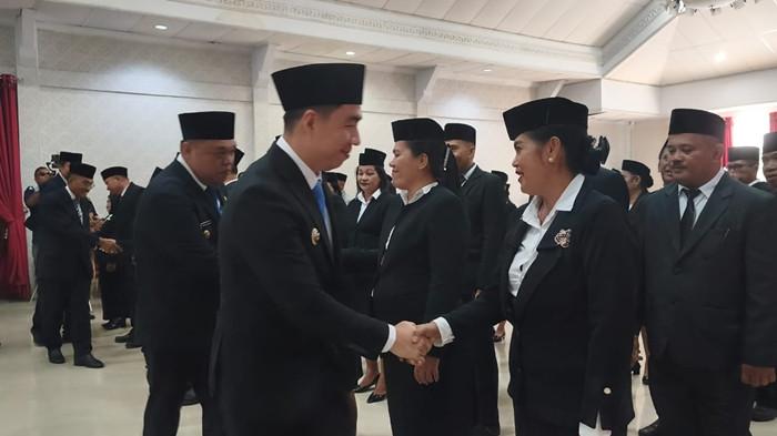 Sebanyak 34 pejabat di lingkungan Pemerintah Kabupaten Kepulauan Sangihe - Sulut dilantik