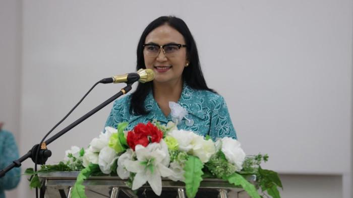 TP PKK SULUT - Ketua TP PKK Sulut sekaligus Ketua Tim Pembina Posyandu 89090-