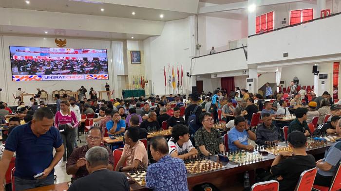 Ratusan Pecatur Ramaikan Unsrat Chess 2025, Turnamen Dibuka Kadispora Sulut Jimmy Ringkuangan