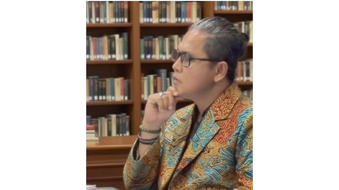 Politik Hukum dari Dasar Kolam: Revitalisasi Sario dan Etika Kepemimpinan