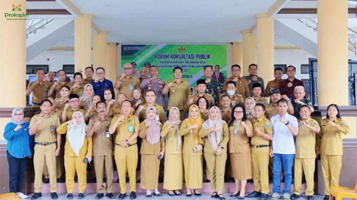 Wakil Bupati Dony Lumenta saat menyampaikan sambutan dalam forum penyusunan RKPD. foto 3