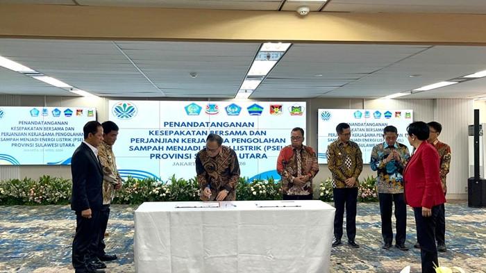 KERJA SAMA - Wali Kota Tomohon, Caroll J. A Senduk menghadiri penandatanganan perjanjian kerja sama pengolahan sampah menjadi energi listrik (PSEL) di Jakarta, Senin (13/4/2026).