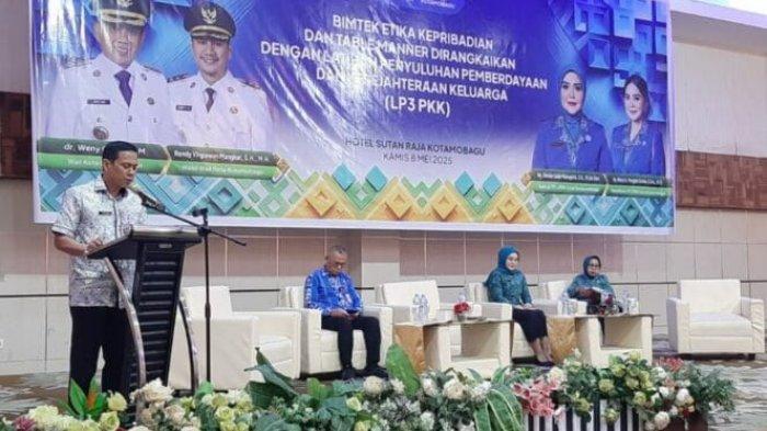Wali Kota Wenny Gaib Buka Langsung Bimtek TP-PKK Kotamobagu di Hotel Sutan Raja