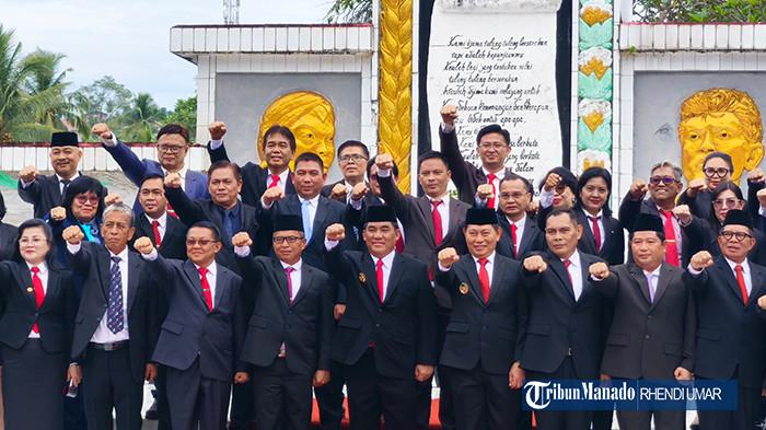 Ziarah di TMP Kairagi Manado. Foto 2