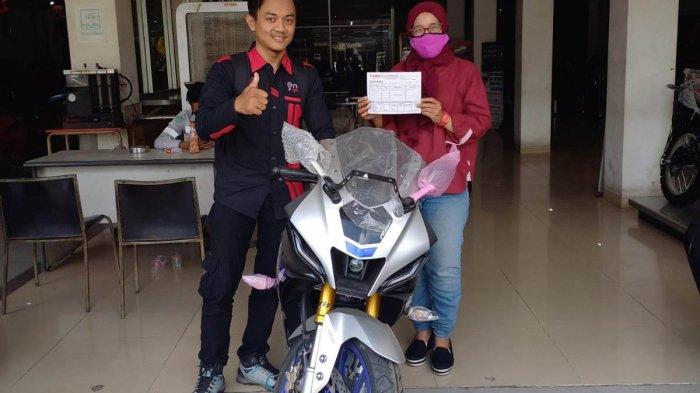 Sesuai Ekspektasi, Kaum Muda Gemari All New R15 Connected