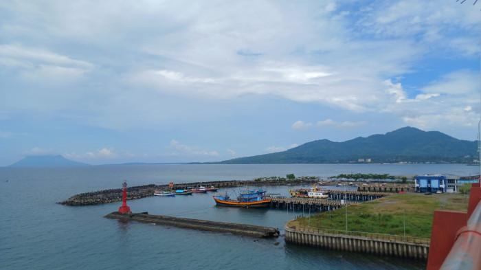 cuac cerah di kota manado minggu 9 november