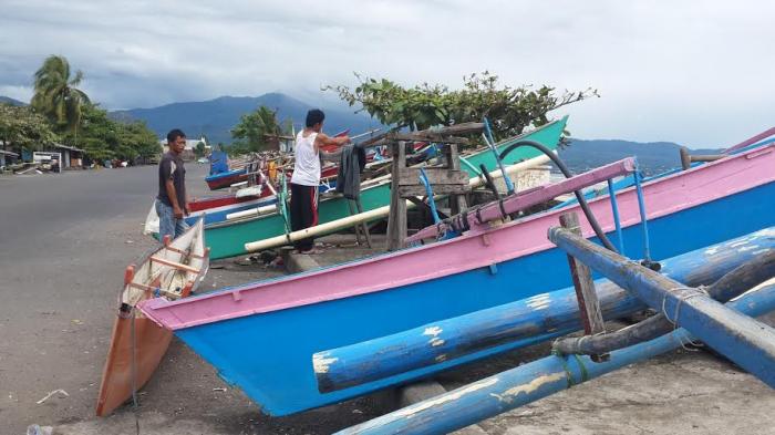 Nelayan Itu Miskin? Eiits, Nelayan di Bitung Sulut Kini Mampu Beli Mobil Lho