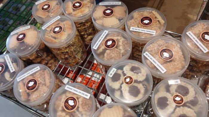 KUE KERING - Ilustrasi kue kering. Penjual kue kering di Manado, Sulawesi Utara, ngaku belum dapat pembeli.