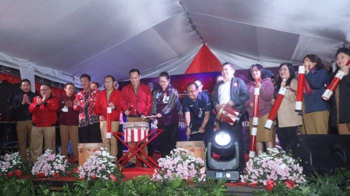 Luncurkan Panggung Rakyat Tomohon, Caroll Senduk Harap Perekonomian Bisa Tumbuh Lebih Baik