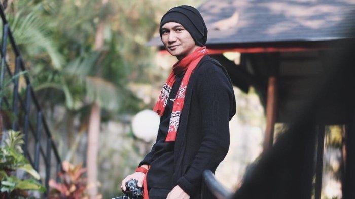 Chord Gitar dan Lirik Lagu 'Menunggu Kamu' - Anji