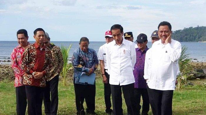 8 Fakta Kunjungan Jokowi di Sulut: Cek Lokasi KEK Pariwisata hingga Setuju Bangun Jembatan Lembeh - mmmmhjhjhhjh.jpg